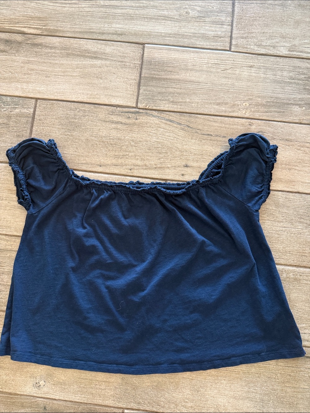 NWOT- Women’s Navy Off-Shoulder Short Sleeve Top